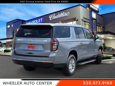 2023 Chevrolet Suburban LT
