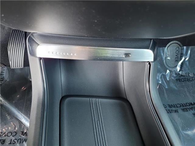 2025 Cadillac LYRIQ Sport 2