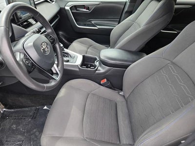 2022 Toyota RAV4 Hybrid SE
